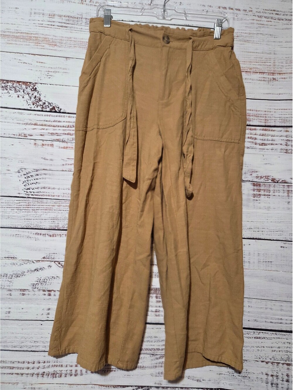 Democracy High Rise Pants Size 8 Tan Casual Cropped